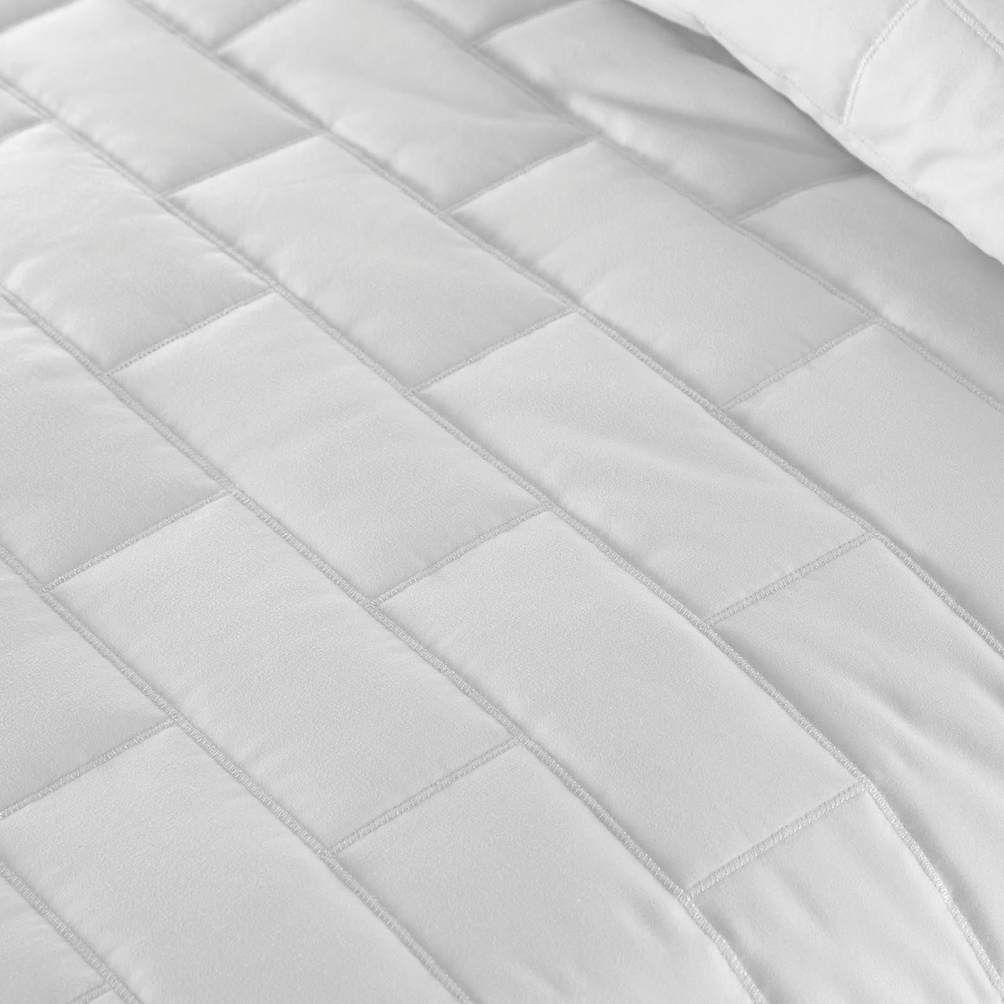 Subway Tile Luxe Quilt Set, White